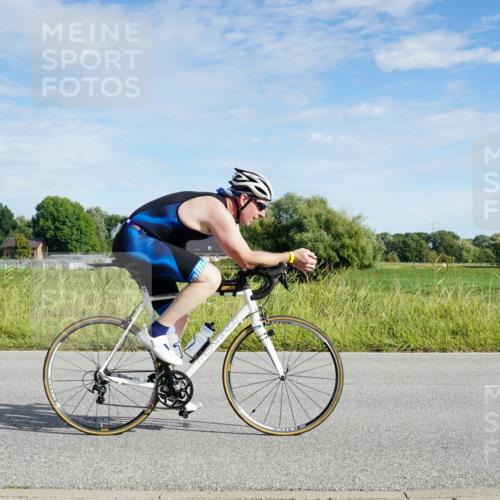 31.08.2025 - Elbe Triathlon Hamburg Michael Burmester http://msf.ph/oto/8690483 31.08.2025 09:40:42 Radfahren 246, 341, 415, 417, 444, 451, 619, 716, 805, 830 meine-sportfotos.de