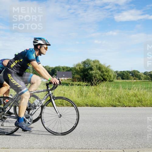 31.08.2025 - Elbe Triathlon Hamburg Michael Burmester http://msf.ph/oto/8690488 31.08.2025 09:40:44 Radfahren 246, 341, 415, 417, 444, 451, 619, 716, 805, 830, 840 meine-sportfotos.de