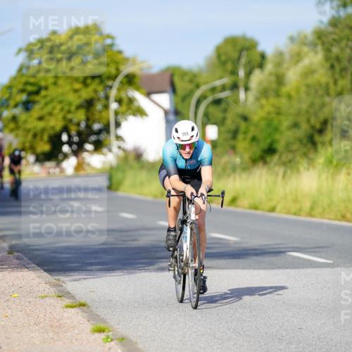 31.08.2025 - Elbe Triathlon Hamburg Michael Burmester http://msf.ph/oto/8690498 31.08.2025 08:55:14 Radfahren 227, 231 meine-sportfotos.de