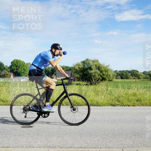 31.08.2025 - Elbe Triathlon Hamburg Michael Burmester http://msf.ph/oto/8690516 31.08.2025 09:41:02 Radfahren 496, 546, 550, 564, 673, 711, 748, 848 meine-sportfotos.de