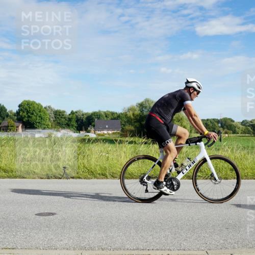 31.08.2025 - Elbe Triathlon Hamburg Michael Burmester http://msf.ph/oto/8690525 31.08.2025 09:41:08 Radfahren 523, 673, 679, 692, 848, 887 meine-sportfotos.de