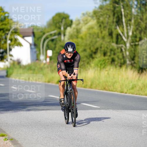 31.08.2025 - Elbe Triathlon Hamburg Michael Burmester http://msf.ph/oto/8690526 31.08.2025 08:55:21 Radfahren 215, 227, 231, 248 meine-sportfotos.de