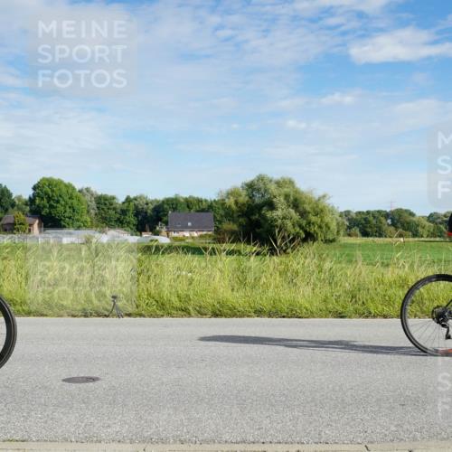 31.08.2025 - Elbe Triathlon Hamburg Michael Burmester http://msf.ph/oto/8690542 31.08.2025 09:41:19 Radfahren 261, 318, 395, 445, 630, 650, 672, 815, 851, 853 meine-sportfotos.de