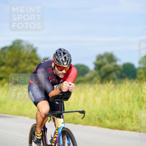 31.08.2025 - Elbe Triathlon Hamburg Michael Burmester http://msf.ph/oto/8690552 31.08.2025 08:55:43 Radfahren 207, 237, 279, 335 meine-sportfotos.de