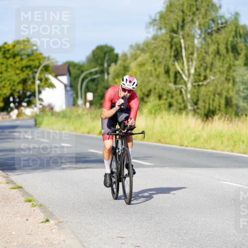 31.08.2025 - Elbe Triathlon Hamburg Michael Burmester http://msf.ph/oto/8690554 31.08.2025 08:55:44 Radfahren 207, 237, 279, 331, 335 meine-sportfotos.de