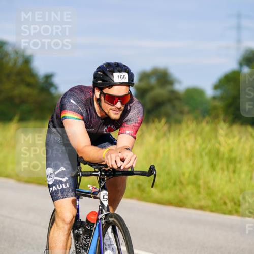 31.08.2025 - Elbe Triathlon Hamburg Michael Burmester http://msf.ph/oto/8690600 31.08.2025 08:56:03 Radfahren 166, 313 meine-sportfotos.de