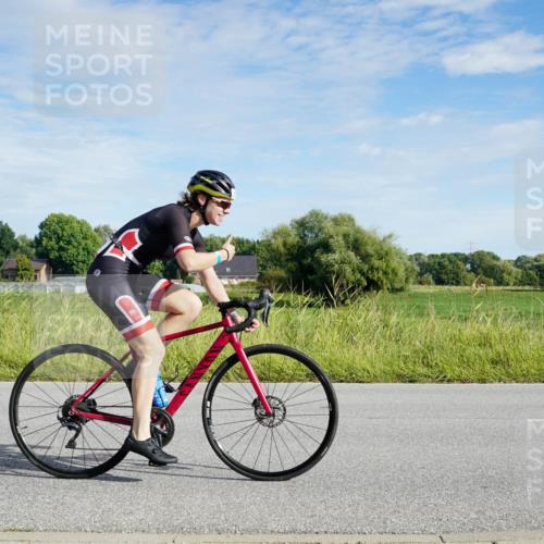 31.08.2025 - Elbe Triathlon Hamburg Michael Burmester http://msf.ph/oto/8690601 31.08.2025 09:42:25 Radfahren 248, 299, 598 meine-sportfotos.de
