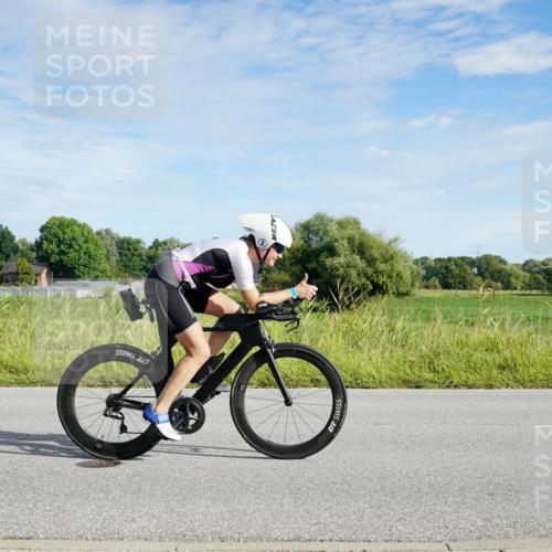 31.08.2025 - Elbe Triathlon Hamburg Michael Burmester http://msf.ph/oto/8690610 31.08.2025 09:42:40 Radfahren 247, 361, 615, 811, 884 meine-sportfotos.de