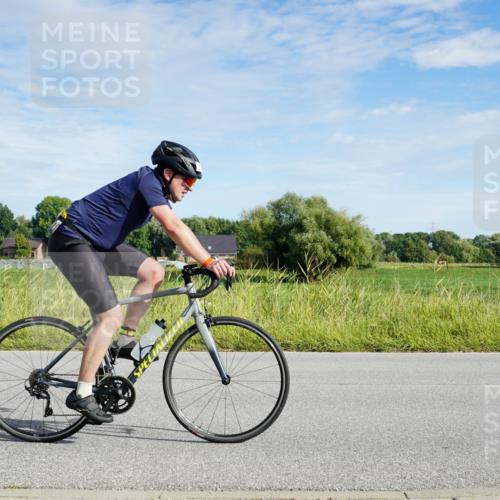 31.08.2025 - Elbe Triathlon Hamburg Michael Burmester http://msf.ph/oto/8690615 31.08.2025 09:42:47 Radfahren 268, 311, 361, 490, 505, 522, 615, 629, 648, 715, 884, 893 meine-sportfotos.de