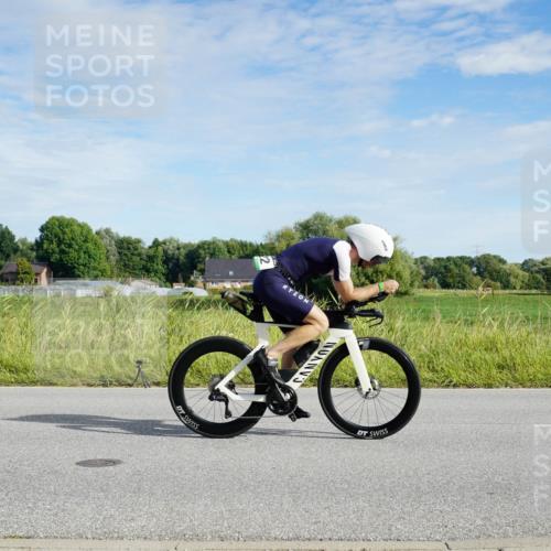 31.08.2025 - Elbe Triathlon Hamburg Michael Burmester http://msf.ph/oto/8690622 31.08.2025 09:42:51 Radfahren 268, 311, 438, 486, 490, 505, 522, 629, 648, 665, 715, 882, 893 meine-sportfotos.de