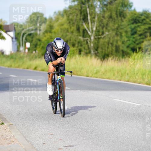 31.08.2025 - Elbe Triathlon Hamburg Michael Burmester http://msf.ph/oto/8690623 31.08.2025 08:56:26 Radfahren 199, 234, 373 meine-sportfotos.de