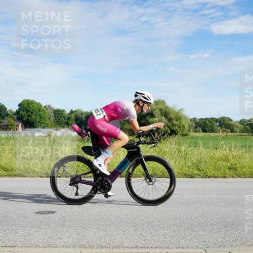 31.08.2025 - Elbe Triathlon Hamburg Michael Burmester http://msf.ph/oto/8690632 31.08.2025 09:42:56 Radfahren 311, 324, 414, 438, 486, 490, 623, 648, 665, 732, 833, 837, 882 meine-sportfotos.de