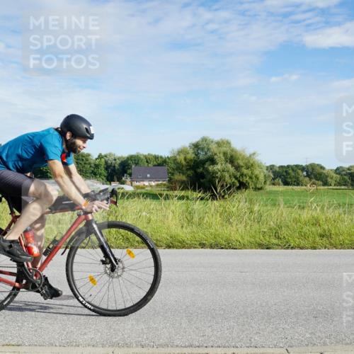 31.08.2025 - Elbe Triathlon Hamburg Michael Burmester http://msf.ph/oto/8690665 31.08.2025 09:43:36 Radfahren 282, 337, 461, 866, 888, 913 meine-sportfotos.de