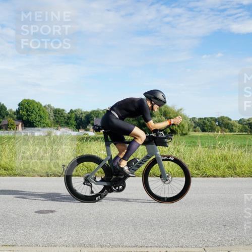 31.08.2025 - Elbe Triathlon Hamburg Michael Burmester http://msf.ph/oto/8690721 31.08.2025 09:45:07 Radfahren 409, 469, 646, 720, 896, 911 meine-sportfotos.de