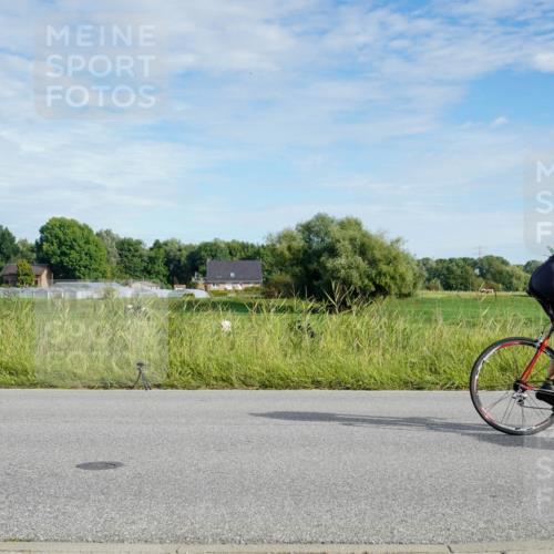 31.08.2025 - Elbe Triathlon Hamburg Michael Burmester http://msf.ph/oto/8690775 31.08.2025 09:46:22 Radfahren 280, 286, 419, 420, 421, 635, 684, 694, 707, 717, 859 meine-sportfotos.de