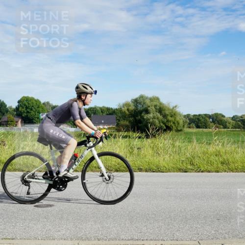 31.08.2025 - Elbe Triathlon Hamburg Michael Burmester http://msf.ph/oto/8690788 31.08.2025 09:46:38 Radfahren 284, 329, 394, 666, 750, 771, 816 meine-sportfotos.de