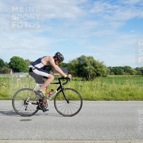 31.08.2025 - Elbe Triathlon Hamburg Michael Burmester http://msf.ph/oto/8690820 31.08.2025 09:47:16 Radfahren 400, 531, 533, 545, 723, 749, 915 meine-sportfotos.de