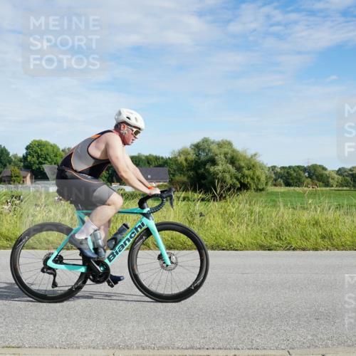 31.08.2025 - Elbe Triathlon Hamburg Michael Burmester http://msf.ph/oto/8690829 31.08.2025 09:47:35 Radfahren 253, 609, 657, 754, 828, 850 meine-sportfotos.de
