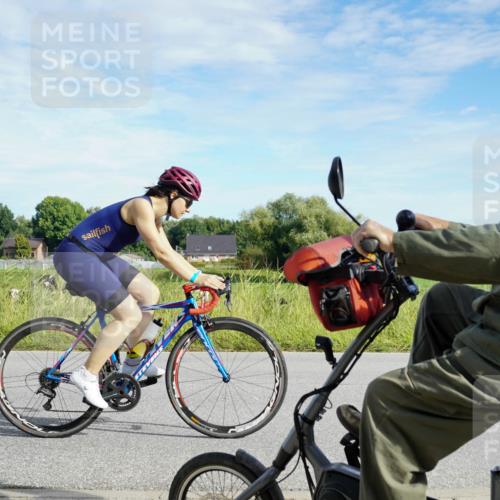 31.08.2025 - Elbe Triathlon Hamburg Michael Burmester http://msf.ph/oto/8690839 31.08.2025 09:47:49 Radfahren 256, 374, 413, 495, 674 meine-sportfotos.de