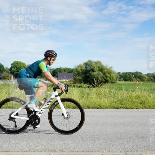 31.08.2025 - Elbe Triathlon Hamburg Michael Burmester http://msf.ph/oto/8690852 31.08.2025 09:48:01 Radfahren 285, 315, 528, 568, 781, 790, 901 meine-sportfotos.de