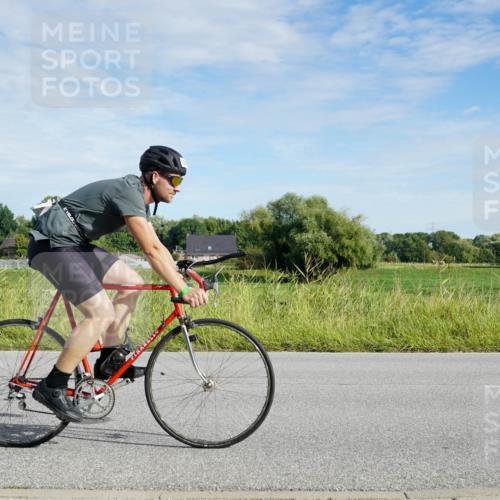31.08.2025 - Elbe Triathlon Hamburg Michael Burmester http://msf.ph/oto/8690853 31.08.2025 09:48:02 Radfahren 285, 315, 528, 568, 781, 790, 901 meine-sportfotos.de