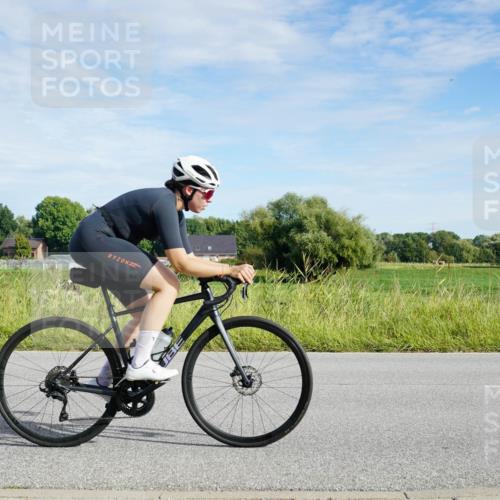 31.08.2025 - Elbe Triathlon Hamburg Michael Burmester http://msf.ph/oto/8690856 31.08.2025 09:48:04 Radfahren 285, 315, 528, 781, 901 meine-sportfotos.de