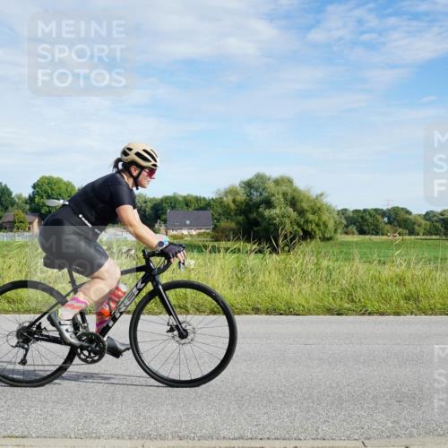 31.08.2025 - Elbe Triathlon Hamburg Michael Burmester http://msf.ph/oto/8690877 31.08.2025 09:48:35 Radfahren 441, 682, 696, 878 meine-sportfotos.de