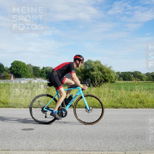31.08.2025 - Elbe Triathlon Hamburg Michael Burmester http://msf.ph/oto/8690890 31.08.2025 09:48:49 Radfahren 407, 515, 656, 739, 742, 856, 920, 931 meine-sportfotos.de