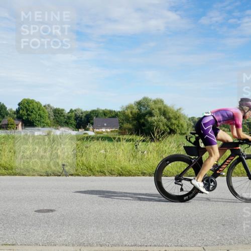 31.08.2025 - Elbe Triathlon Hamburg Michael Burmester http://msf.ph/oto/8690970 31.08.2025 09:50:52 Radfahren 397, 596, 689, 730, 735, 812, 861, 918 meine-sportfotos.de