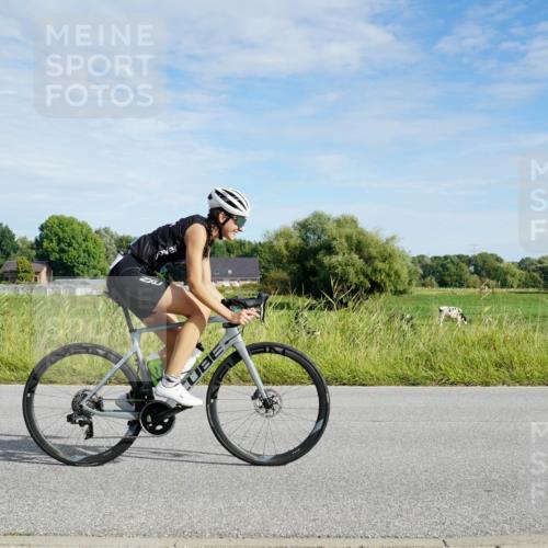 31.08.2025 - Elbe Triathlon Hamburg Michael Burmester http://msf.ph/oto/8690973 31.08.2025 09:50:54 Radfahren 397, 596, 689, 744, 812, 918 meine-sportfotos.de
