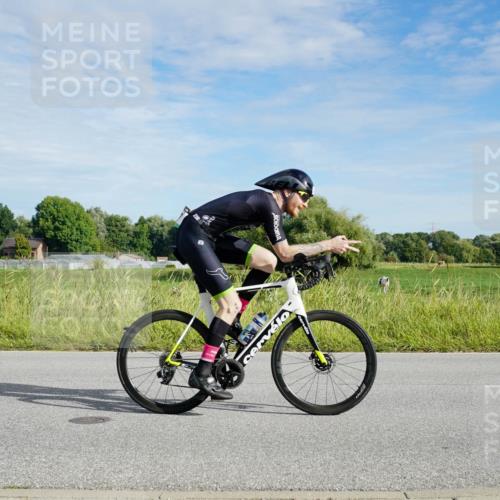 31.08.2025 - Elbe Triathlon Hamburg Michael Burmester http://msf.ph/oto/8690978 31.08.2025 09:51:07 Radfahren 287, 597, 626, 690, 764 meine-sportfotos.de