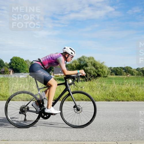 31.08.2025 - Elbe Triathlon Hamburg Michael Burmester http://msf.ph/oto/8691046 31.08.2025 09:52:45 Radfahren 543, 606, 611, 741, 788, 809 meine-sportfotos.de