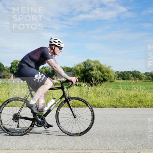 31.08.2025 - Elbe Triathlon Hamburg Michael Burmester http://msf.ph/oto/8691087 31.08.2025 09:53:38 Radfahren 379, 391, 478, 481, 483, 524, 724, 768, 922 meine-sportfotos.de