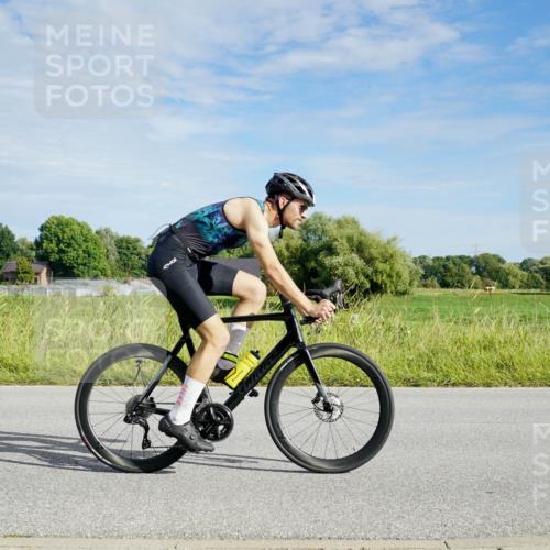 31.08.2025 - Elbe Triathlon Hamburg Michael Burmester http://msf.ph/oto/8691095 31.08.2025 09:53:42 Radfahren 379, 391, 478, 483, 524, 645, 724, 768, 922 meine-sportfotos.de