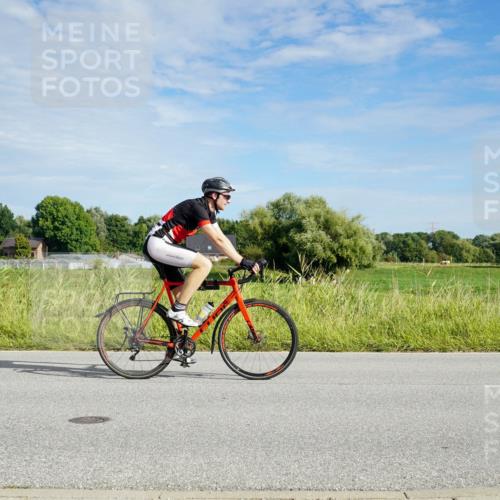 31.08.2025 - Elbe Triathlon Hamburg Michael Burmester http://msf.ph/oto/8691131 31.08.2025 09:54:49 Radfahren 449, 497, 521, 530, 587, 616, 630, 874 meine-sportfotos.de