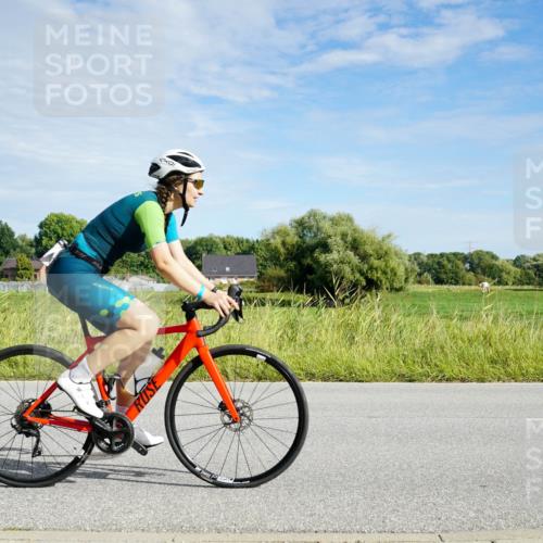 31.08.2025 - Elbe Triathlon Hamburg Michael Burmester http://msf.ph/oto/8691181 31.08.2025 09:55:56 Radfahren 289, 678, 829, 910 meine-sportfotos.de