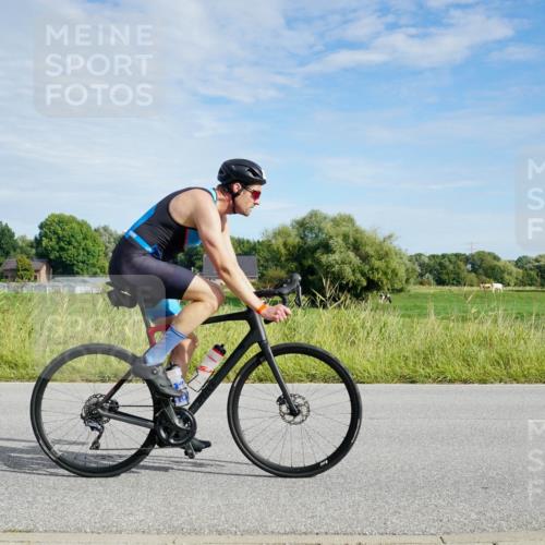 31.08.2025 - Elbe Triathlon Hamburg Michael Burmester http://msf.ph/oto/8691203 31.08.2025 09:56:14 Radfahren 500, 522, 590, 650, 775, 830, 840 meine-sportfotos.de
