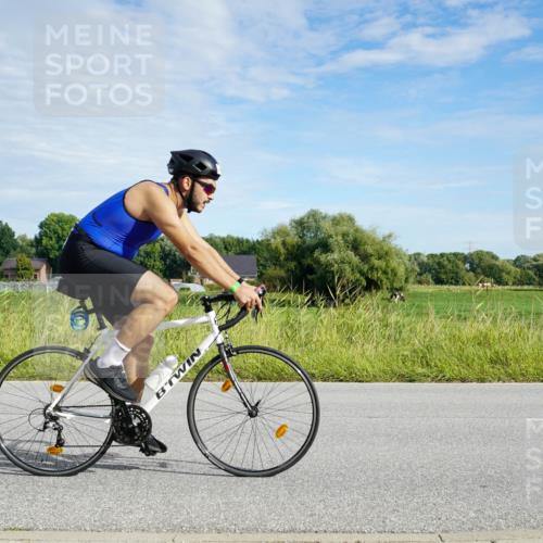 31.08.2025 - Elbe Triathlon Hamburg Michael Burmester http://msf.ph/oto/8691248 31.08.2025 09:57:03 Radfahren 288, 432, 546, 608 meine-sportfotos.de