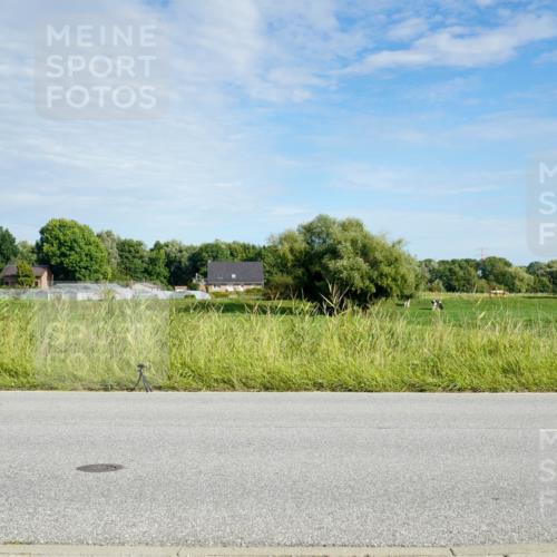 31.08.2025 - Elbe Triathlon Hamburg Michael Burmester http://msf.ph/oto/8691279 31.08.2025 09:57:49 Radfahren 302, 414, 679, 821 meine-sportfotos.de
