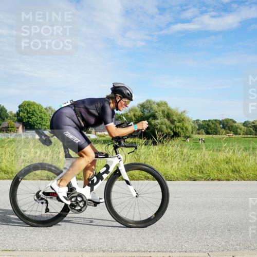 31.08.2025 - Elbe Triathlon Hamburg Michael Burmester http://msf.ph/oto/8691294 31.08.2025 09:57:59 Radfahren 414, 486, 646, 916 meine-sportfotos.de