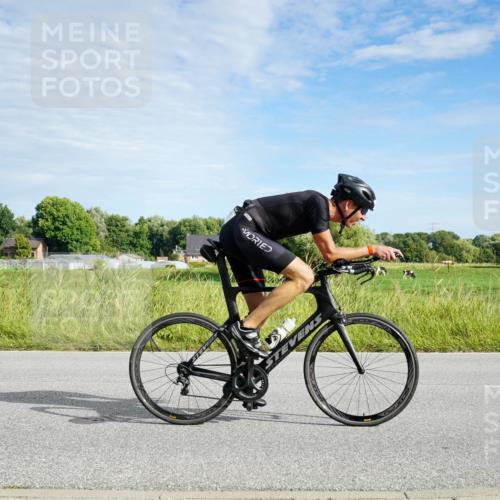 31.08.2025 - Elbe Triathlon Hamburg Michael Burmester http://msf.ph/oto/8691342 31.08.2025 09:59:11 Radfahren 633, 700, 732, 800, 845 meine-sportfotos.de
