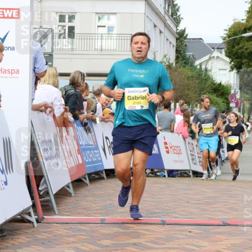 31.08.2025 - 21. Blankeneser Heldenlauf Strokosch-Dieckow http://msf.ph/oto/8691368 31.08.2025 10:26:01 Ziel 2736, 2777, 2342, 2193, 2070, 2241, 2243, 2119, 2118 meine-sportfotos.de