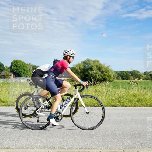 31.08.2025 - Elbe Triathlon Hamburg Michael Burmester http://msf.ph/oto/8691426 31.08.2025 10:01:26 Radfahren 431, 534, 691, 823, 826 meine-sportfotos.de