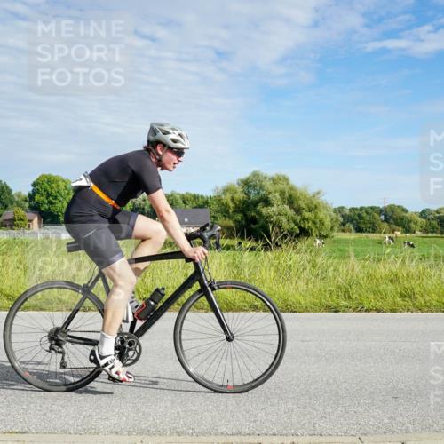31.08.2025 - Elbe Triathlon Hamburg Michael Burmester http://msf.ph/oto/8691441 31.08.2025 10:01:53 Radfahren 393, 636, 750 meine-sportfotos.de