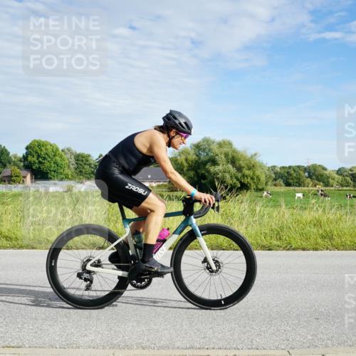31.08.2025 - Elbe Triathlon Hamburg Michael Burmester http://msf.ph/oto/8691466 31.08.2025 10:02:56 Radfahren 428, 495, 618, 638, 682, 696, 727, 739, 850, 912 meine-sportfotos.de