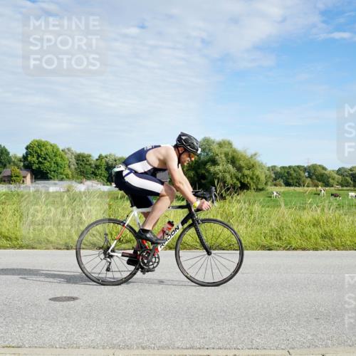 31.08.2025 - Elbe Triathlon Hamburg Michael Burmester http://msf.ph/oto/8691497 31.08.2025 10:03:32 Radfahren 419, 466, 609, 657, 749 meine-sportfotos.de
