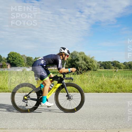 31.08.2025 - Elbe Triathlon Hamburg Michael Burmester http://msf.ph/oto/8691587 31.08.2025 10:06:49 Radfahren 594, 832, 871, 914 meine-sportfotos.de
