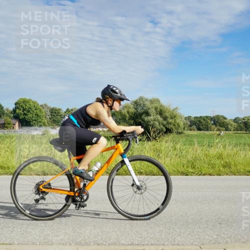 31.08.2025 - Elbe Triathlon Hamburg Michael Burmester http://msf.ph/oto/8691588 31.08.2025 10:06:53 Radfahren 594, 764, 832, 895, 926 meine-sportfotos.de