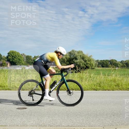 31.08.2025 - Elbe Triathlon Hamburg Michael Burmester http://msf.ph/oto/8691611 31.08.2025 10:07:35 Radfahren 447, 747, 753, 836, 900 meine-sportfotos.de