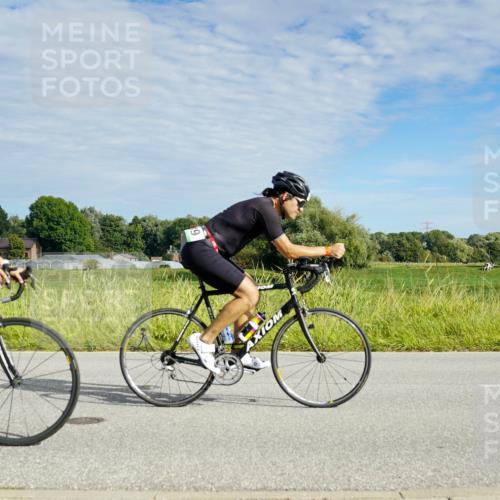 31.08.2025 - Elbe Triathlon Hamburg Michael Burmester http://msf.ph/oto/8691648 31.08.2025 10:08:52 Radfahren 405, 446, 481, 525, 574, 639, 677, 725, 801 meine-sportfotos.de